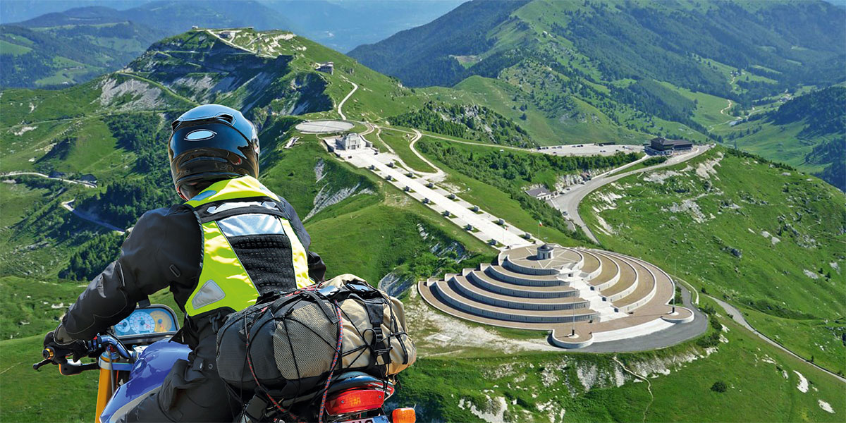 mototurismo monte grappa veduta